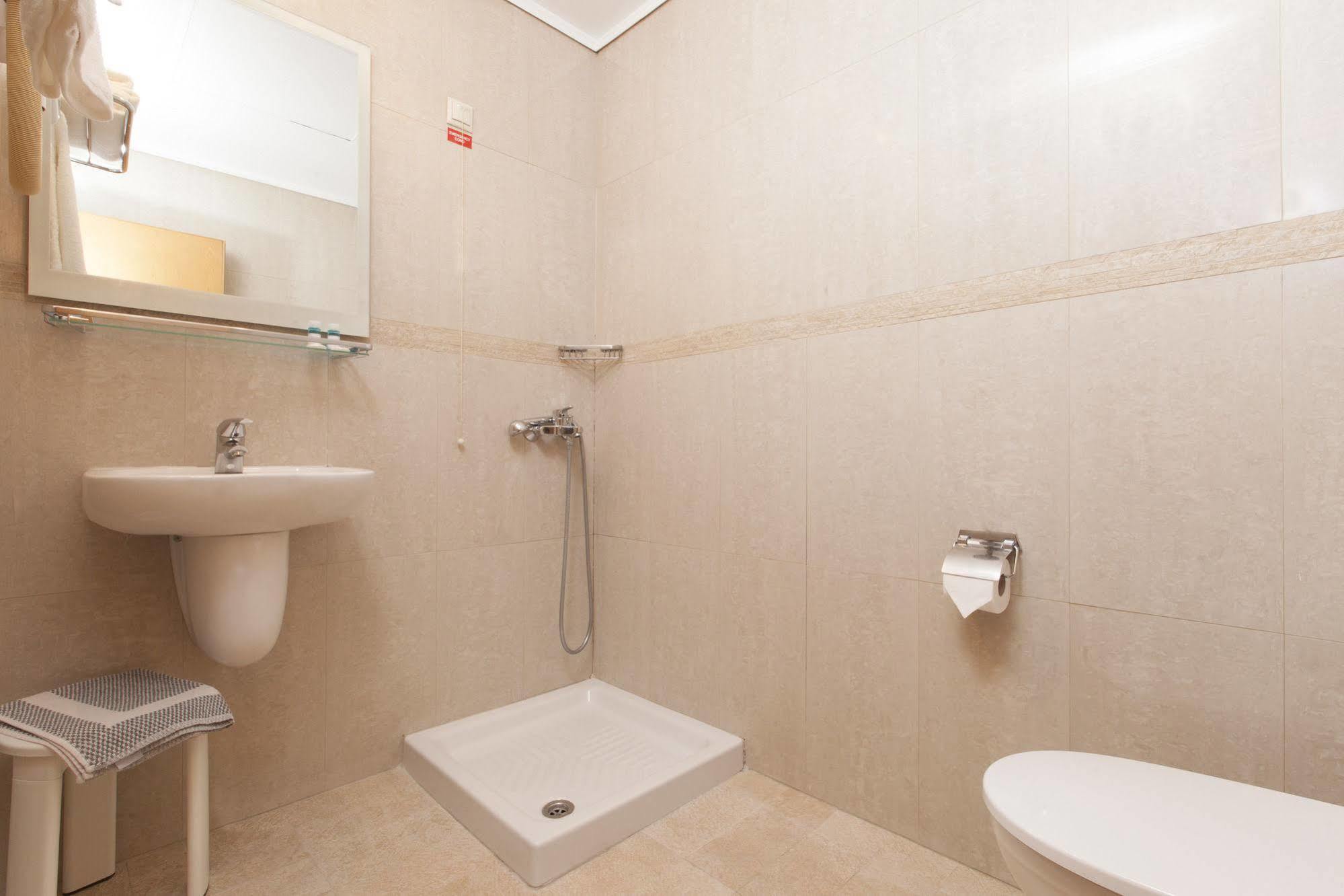 Telioni Hotel Солун Екстериор снимка